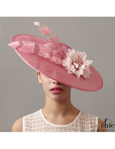 Elegante Pamela madrina de boda rosa con plumas - Pamelas y Tocados para madrinas - 3