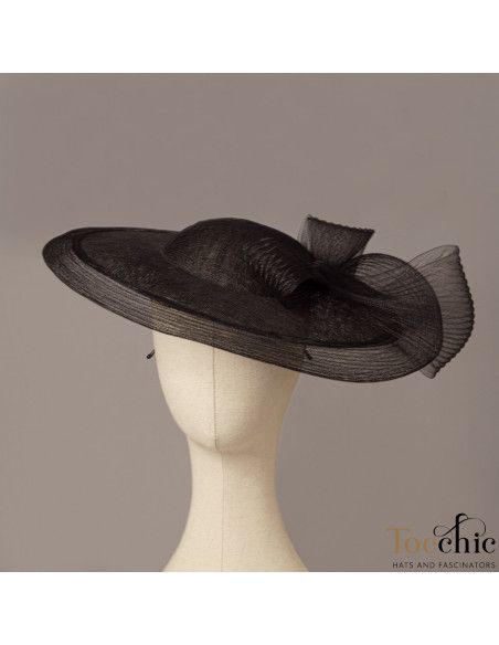 Elegante Pamela negra de boda - Pamelas y Tocados para madrinas - 4 Elegante Pamela negra de boda - Pamelas y Tocados para madrinas - 4