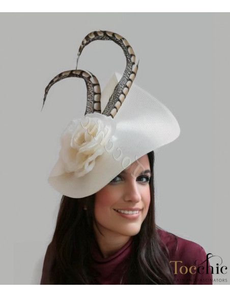Elegante Tocado crema para madrina de boda - Pamelas y Tocados para madrinas - 6 Elegante Tocado crema para madrina de boda - Pamelas y Tocados para madrinas - 6