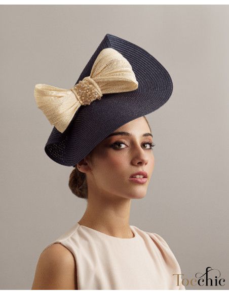 Sombrero de boda azul con lazo beige - Pamelas y Tocados para madrinas - 1