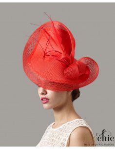 Sombrero para madrina boda rojo con plumas - Pamelas y Tocados para madrinas - 1