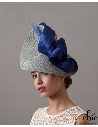 Sombrero invitada perfecta de boda azul y gris - Pamelas y Tocados para madrinas - 2