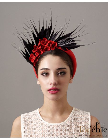 Tocado diadema de boda invitada perfecta roja y negra con plumas - Tocados para bodas de noche - 1 Tocado diadema de boda invitada perfecta roja y negra con plumas - Tocados para bodas de noche - 1