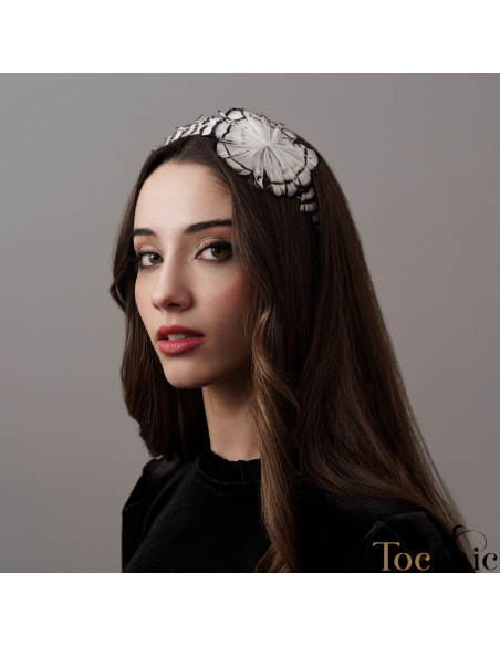 Black and white headband with feathers - Woman hats for the Horse races - 1