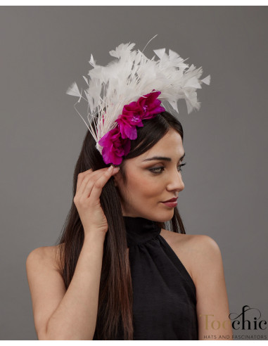 Diadema de boda invitada perfecta rosa y blanca con plumas y flores - Tocados para bodas de noche - 3