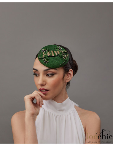 Original Green percher hat with a lizard - Wedding hats for women - 2