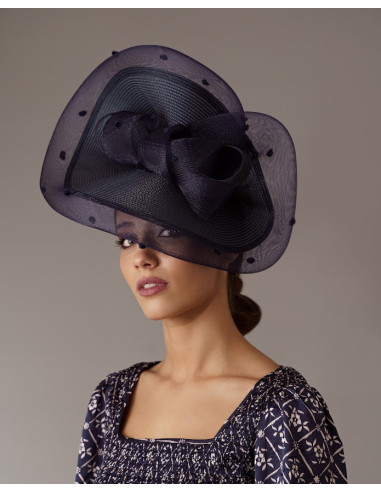 Sombrero invitada de boda azul oscuro con velo - Pamelas y Tocados para madrinas - 4