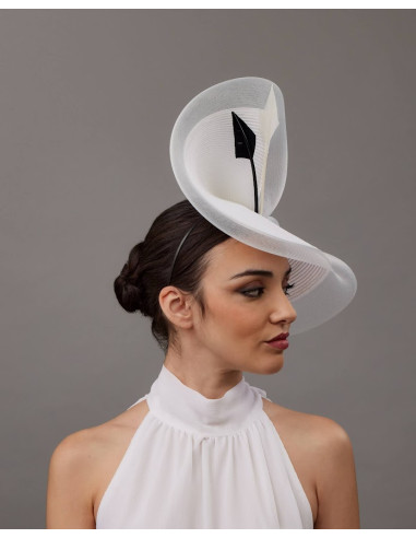 Tocado para novia blanco con plumas y velo - Pamelas y Tocados para madrinas - 2