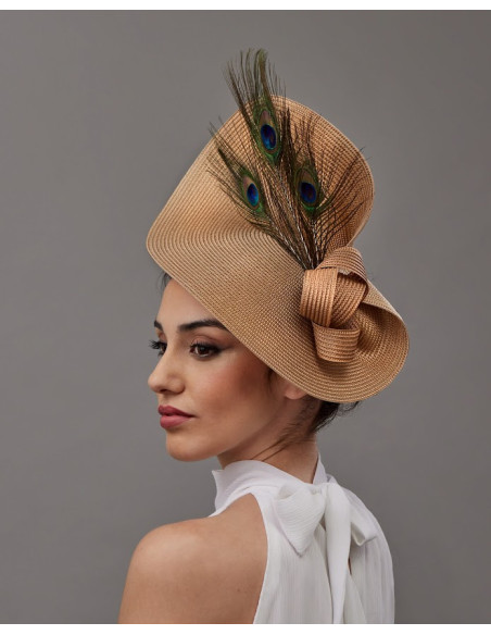 Elegant Beige fascinator hat for woman with Peacock feathers - Woman hats for the Horse races - 2 Elegant Beige fascinator hat for woman with Peacock feathers - Woman hats for the Horse races - 2