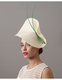 Elegante Tocado crudo y verde madrina boda de día - Tocados de novia - 1