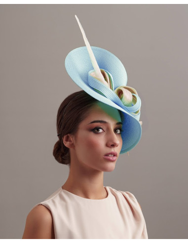 Original sombrero celeste y beige para madrina - Pamelas y Tocados para madrinas - 3