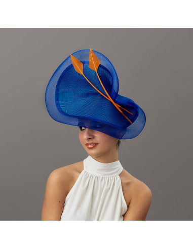 Sombrero de boda azul añil con plumas naranja - Pamelas y Tocados para madrinas - 1