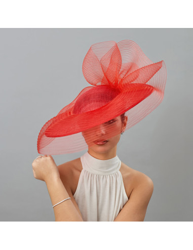 Sombrero rojo con velo invitada boda - Pamelas y Tocados para madrinas - 3