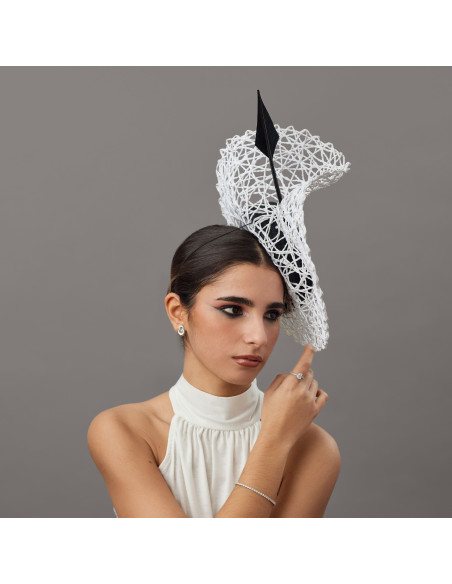 Elegant White and black Royal Ascot hat - Wedding hats for women - 4 Elegant White and black Royal Ascot hat - Wedding hats for women - 4