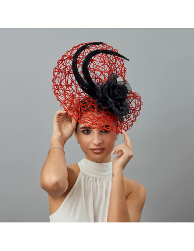 Original Tocado de boda rojo y negro - Pamelas y Tocados para madrinas - 1