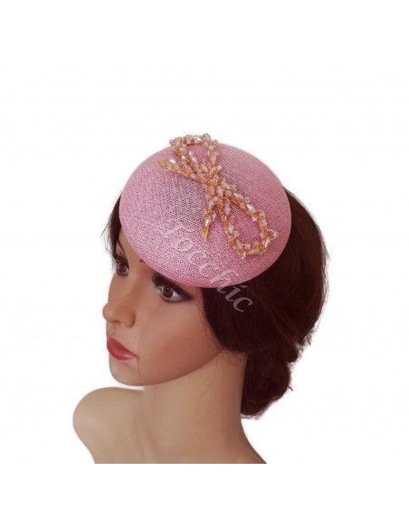 Elegante tocado sencillo rosa para bodas de tarde - Pamelas y Tocados para madrinas - 7