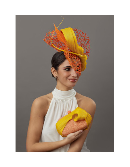 Tocado de boda grande naranja para invitada perfecta - Pamelas y Tocados para madrinas - 4 Tocado de boda grande naranja para invitada perfecta - Pamelas y Tocados para madrinas - 4
