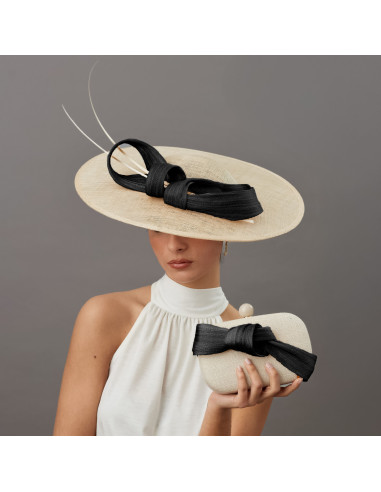 Elegante sombrero de boda beige con lazo negro - Pamelas y Tocados para madrinas - 4