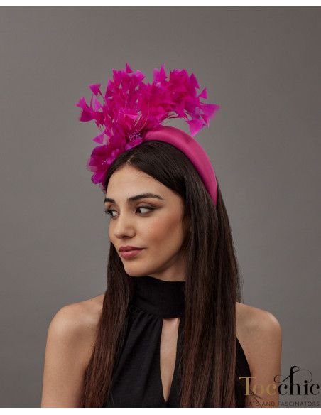 Tocado diadema rosa para invitada original en boda de noche - Pamelas y Tocados para madrinas - 5 Tocado diadema rosa para invitada original en boda de noche - Pamelas y Tocados para madrinas - 5