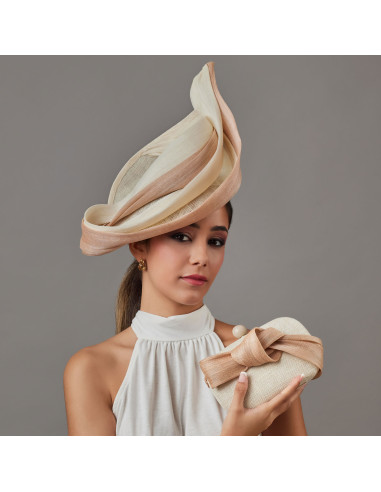 Elegante sombrero para madrina de boda de boda beige - Pamelas y Tocados para madrinas - 4