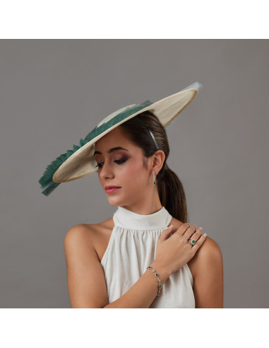 Pamela para madrina de boda beige con gran lazo verde - Pamelas y Tocados para madrinas - 3