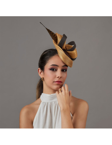 Elegant wedding fascinator brown small - Wedding hats for women - 1
