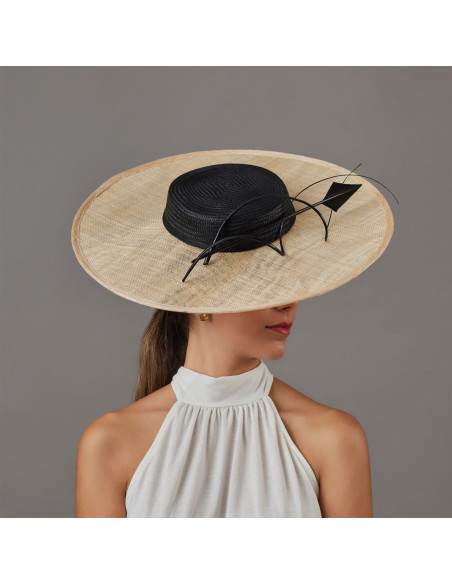 Elegante pamela madrina de boda beige y negra - Pamelas y Tocados para madrinas - 3 Elegante pamela madrina de boda beige y negra - Pamelas y Tocados para madrinas - 3