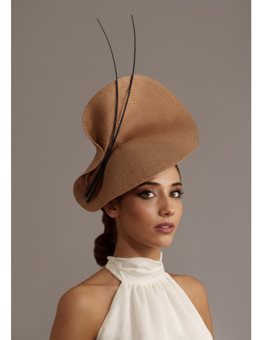 Tocado para madrina de boda beige y negro - Pamelas y Tocados para madrinas - 1