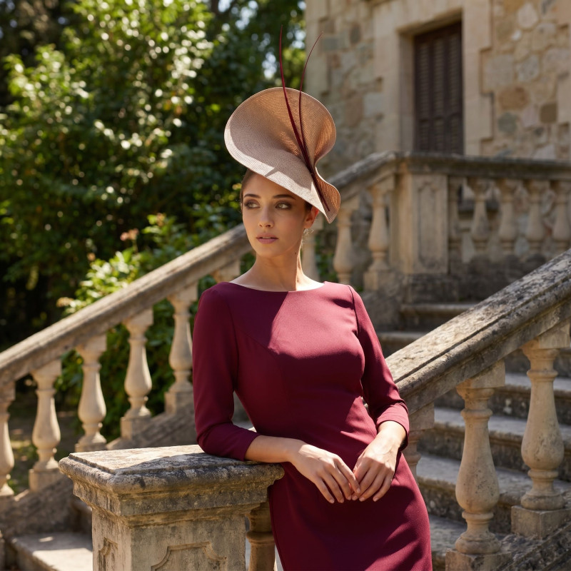 Sombrero para madrina de boda granate y beige - Pamelas y Tocados para madrinas - 2