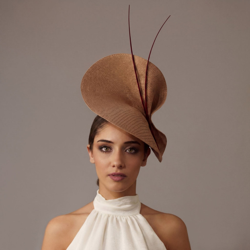 Sombrero para madrina de boda granate y beige - Pamelas y Tocados para madrinas - 5
