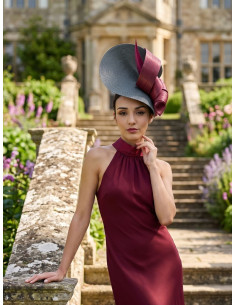 Elegante tocado granate y gris marengo para madrina de boda - Sombreros y Tocados para bodas de mañana - 1 2