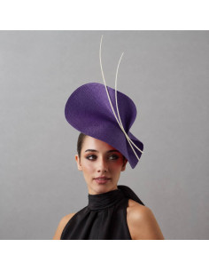Elegante sombrero morado para madrina en boda de mañana - Pamelas y Tocados para madrinas - 1