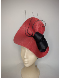 Elegante tocado de boda personalizado rojo y negro - Pamelas y Tocados para madrinas - 1