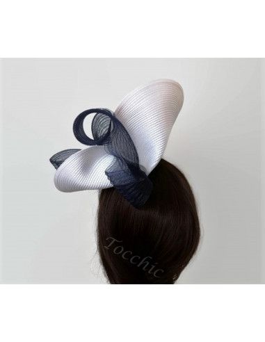 Tocado azul marino y blanco de boda - Pamelas y Tocados para madrinas - 5