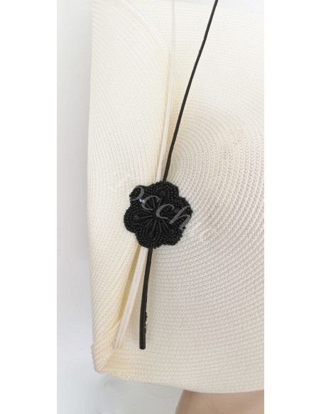 Elegante tocado blanco y negro para boda - Tocados de novia - 8 Elegante tocado blanco y negro para boda - Tocados de novia - 8
