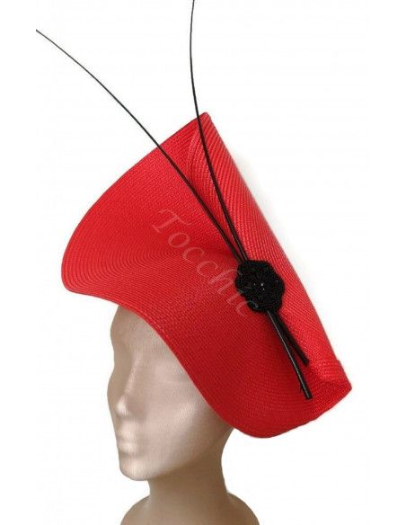 Elegante Tocado negro y rojo invitada perfecta - Pamelas y Tocados para madrinas - 5 Elegante Tocado negro y rojo invitada perfecta - Pamelas y Tocados para madrinas - 5