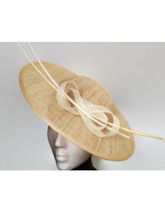 Pamela beige para boda - Pamelas y Tocados para madrinas - 1 2